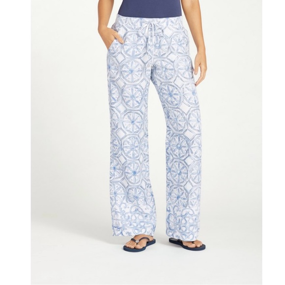 Tommy Bahama Pants - Tommy Bahama Blue and White Patterned Pants